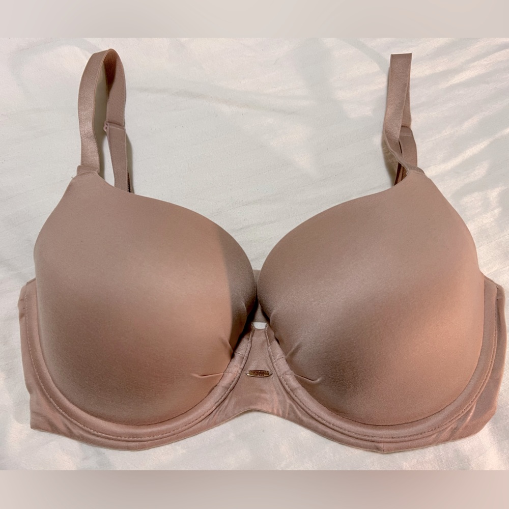 Lot of 2 Victoria’s Secret Bras 32DD Lined Demi Nude